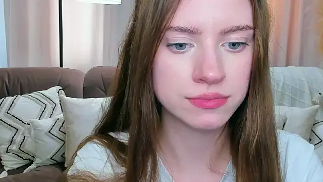 Erica_Kiss 即時 XXX 聊天