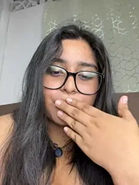 virginbrunette99 live XXX chat