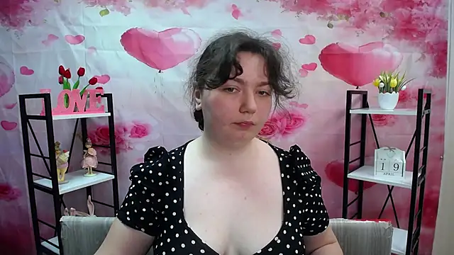 Chat +18 de NeonilaLisova ao vivo