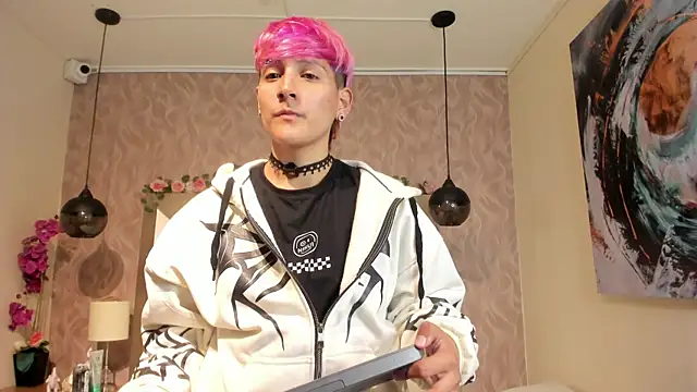 دردشة DannyRouds الجنسية المباشرة