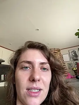 Онлайн чат XXX MariiD