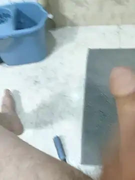 Show modela MomentoCaliente00 na web-kameri