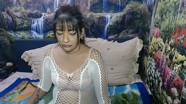 indianaqua Chat XXX live