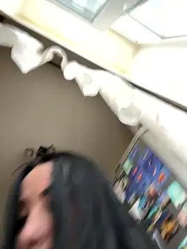 CrazzyChicks – webcam-show