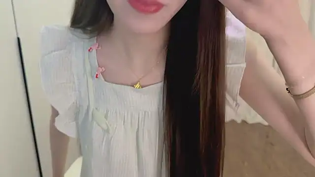 Onecutelittle live XXX chat