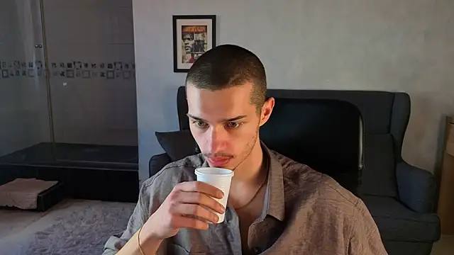 Chat XXX en directo de KaydenDrew