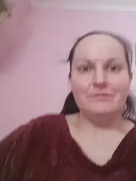 Živý XXX chat BustyLadyAlma