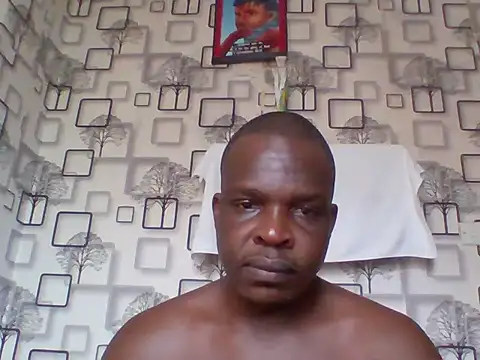 Chumba_001: διαδικτυακό σόου στην κάμερα