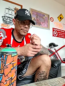 Sembang XXX Secara Langsung Mr_Graffitimile