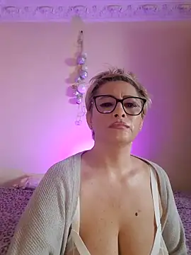 Sembang XXX Secara Langsung LunaBlaise