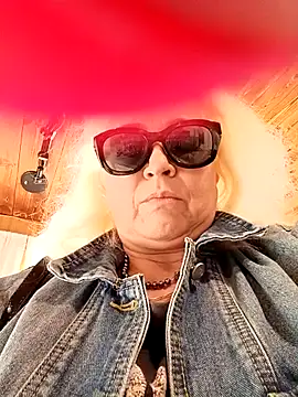 Pokazy przed kamerką – AngelFountains