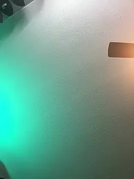 Pokazy przed kamerką – AidenMcKnight