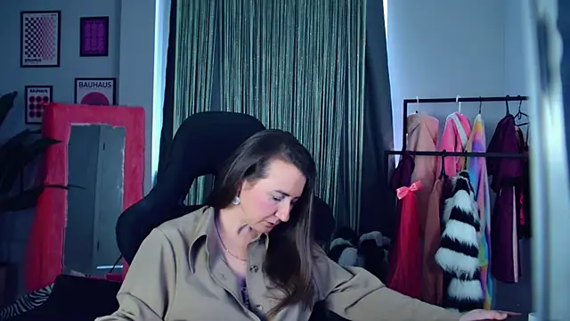 Golden_Dragon's Live XXX Chat