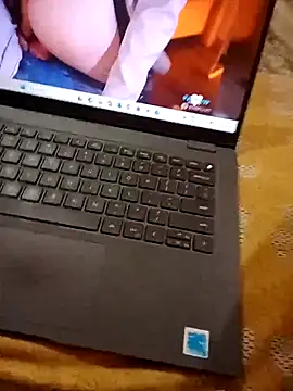 fuckathome23 Show Webcam