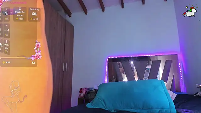 SkyeGabbyRosen Webbikameraesitys