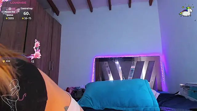 SkyeGabbyRose élő XXX-chatje