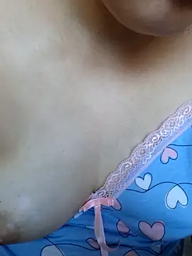 Chat XXX en directo de Emi_hot1