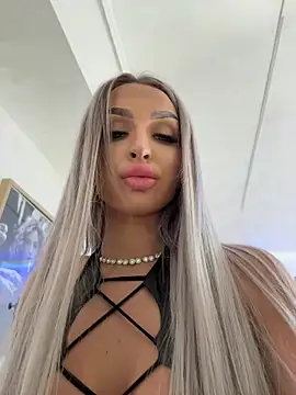 ArianaXO_ 现场XXX聊天