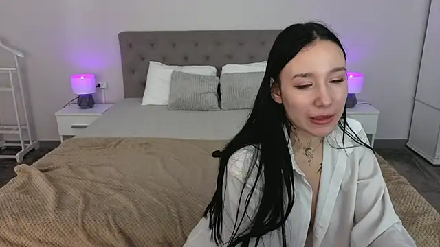 NikkiGoldSideのライブXXXチャット