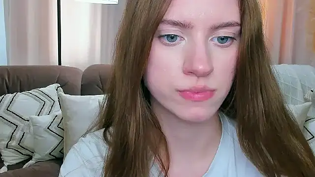 Erica_Kiss Chat XXX in diretta