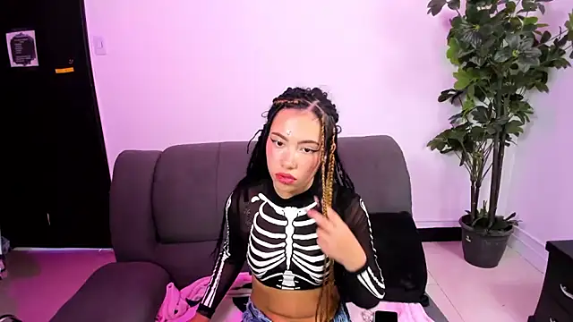 Azul_Horny18 现场XXX聊天