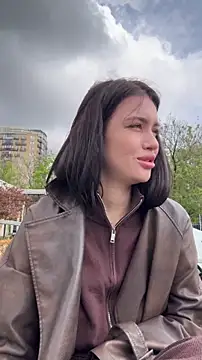 دردشة KikiWatson الجنسية المباشرة