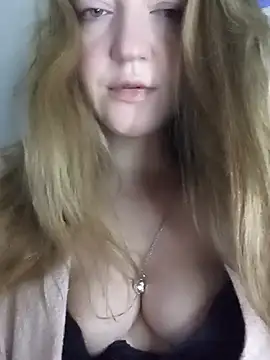 Chat XXX en directo de KattyLuuu