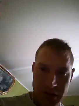 Kolo2hgffgg Webcam Show