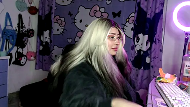 lussyevans24's Live XXX Chat