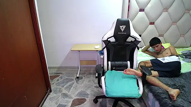 Show de webcam de AAA_WHITE