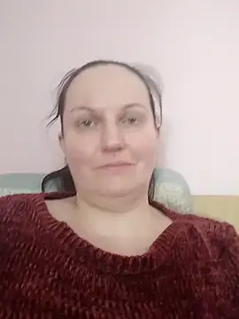 BustyLadyAlma live XXX chat