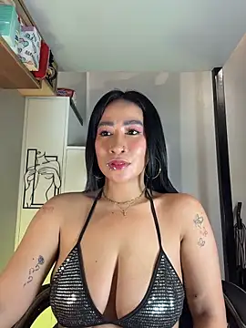 AsianMilfSheryl live XXX chat