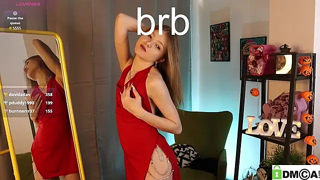 Sue_Sanders' Live XXX Chat