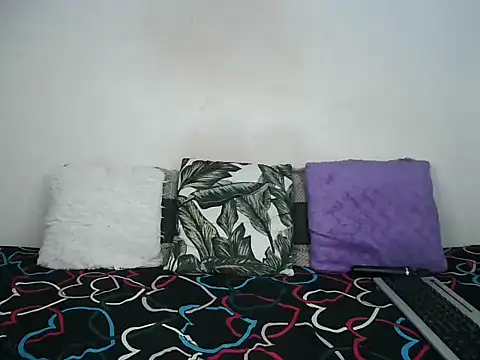 Thickqueenxxx's Live XXX Chat