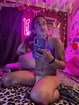 TranSexualJade95 Adlı Modelin Web Kamerası Şovu