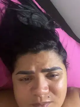 Chat +18 de MorenaCariok ao vivo