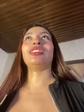 Adarha_Ramirez's Live XXX Chat