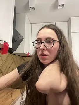 Chat +18 de MartiniiSelenna ao vivo