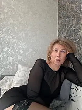 stellahere8 élő XXX-chatje