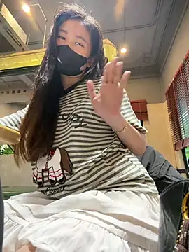 Tina_995's Live XXX Chat