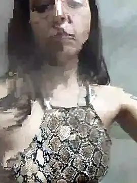 Chat XXX en directo de BURN666ING