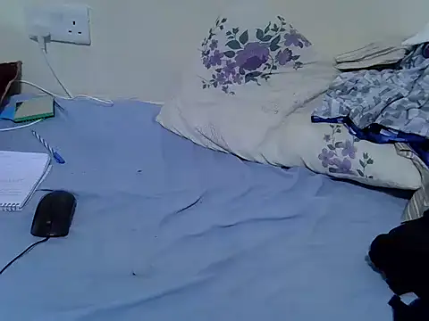 Twerl Adlı Modelin Canlı XXX Sohbeti