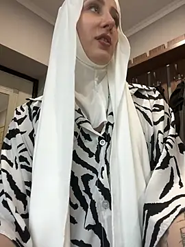 FlexibleDoll_'s Live XXX Chat