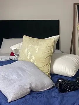 AlejandritaMilano's Webcam Show