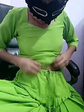 Pokazy przed kamerką – KumarSilencesex21