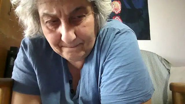 ExquisiteMature's Live XXX Chat