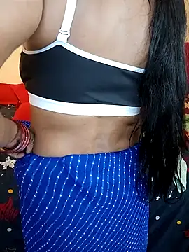 INDIANDESIMATURE élő XXX-chatje