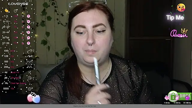 Chat +18 de Alicia_love00 ao vivo