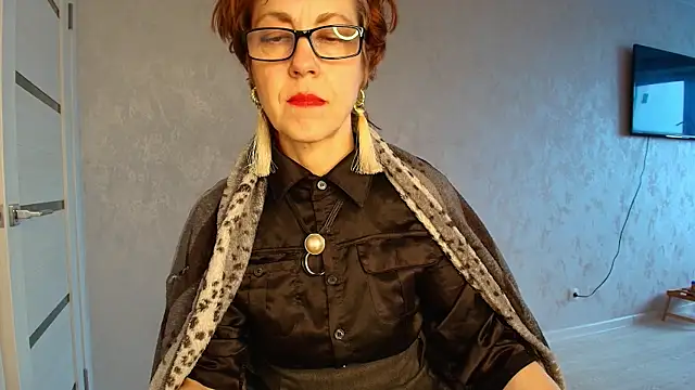 LioraWeiss 现场XXX聊天