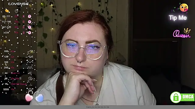 Alicia_love00 élő XXX-chatje